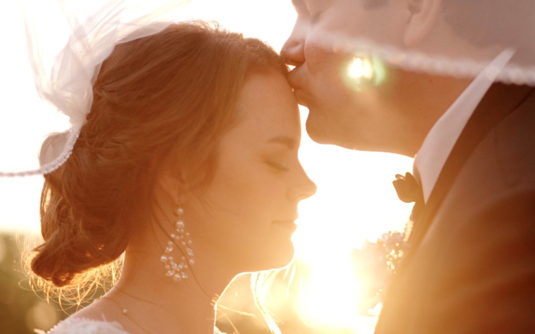 Molly + Jim | Gorgeous Industrial Wedding | Bridgeport Art Center – Chicago, IL